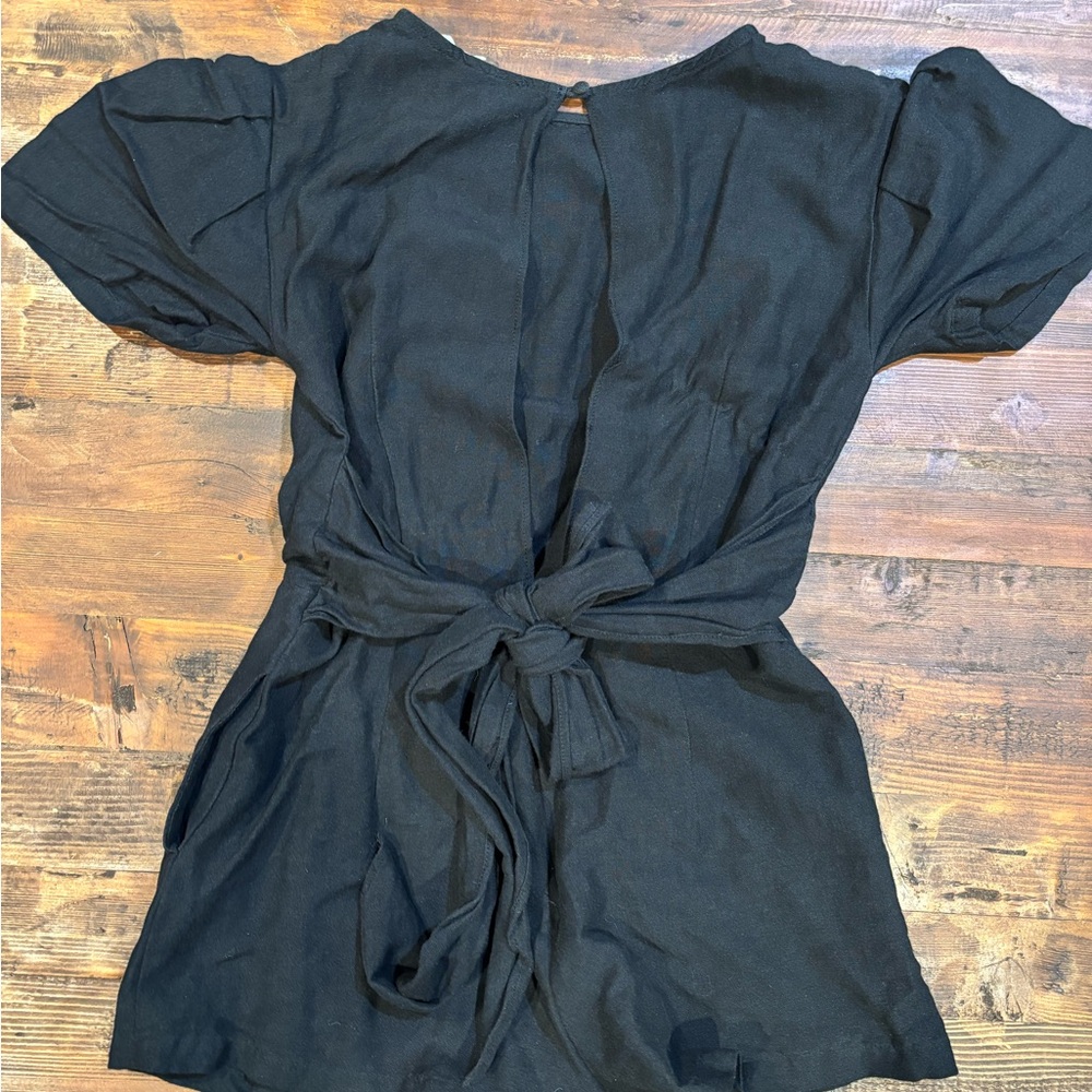 Stylish Black Tie-Front Top